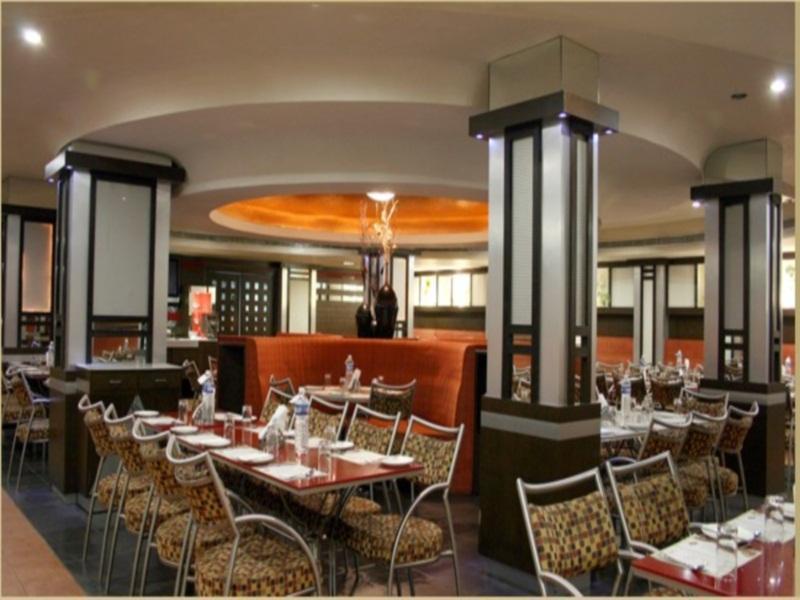 Taj Tristar Hotel Haiderabad Buitenkant foto