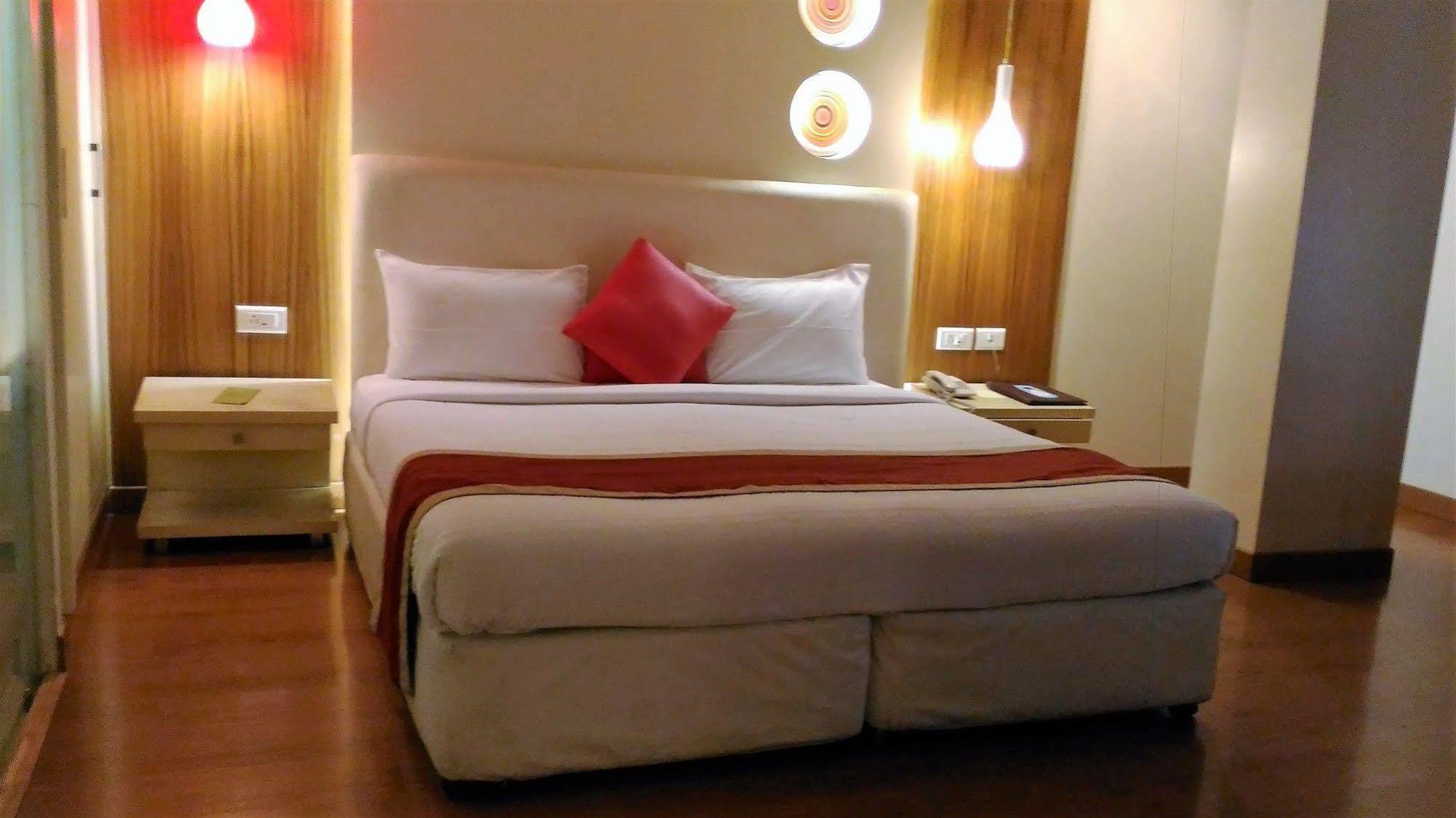 Taj Tristar Hotel Haiderabad Buitenkant foto